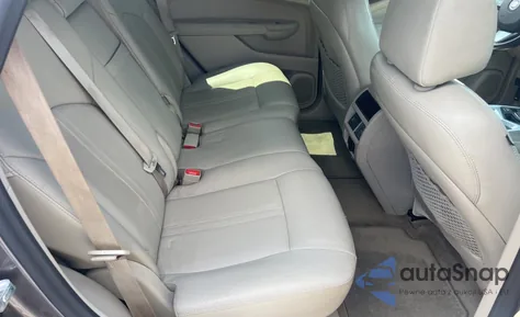 2011 Cadillac Srx Luxury Collection z USA, uszkodzony, nr VIN 3GYFNAEYXBS637693